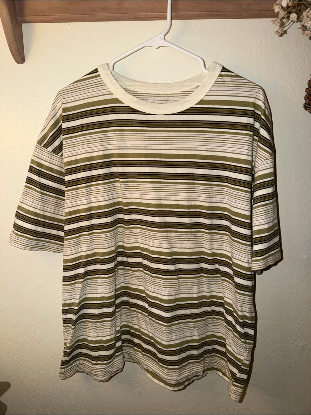 Men's Urban Outfitters Olive & White Striped Crewneck Shirt